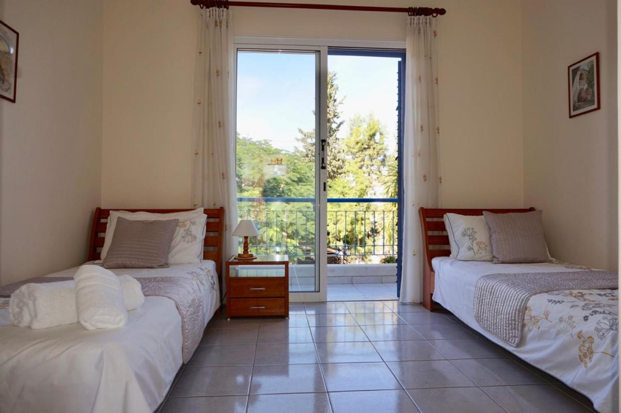 Villa Ilios In Kato Pafos Exterior foto